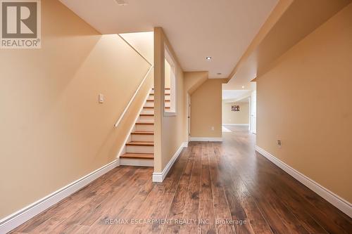 61 Provident Way, Hamilton (Mount Hope), ON - Indoor Photo Showing Other Room