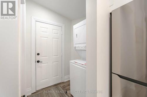 84 Clinton Street, Hamilton (Stipley), ON - Indoor Photo Showing Laundry Room