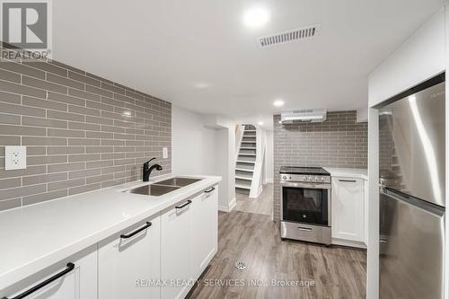 84 Clinton Street, Hamilton (Stipley), ON - Indoor Photo Showing Kitchen With Double Sink With Upgraded Kitchen