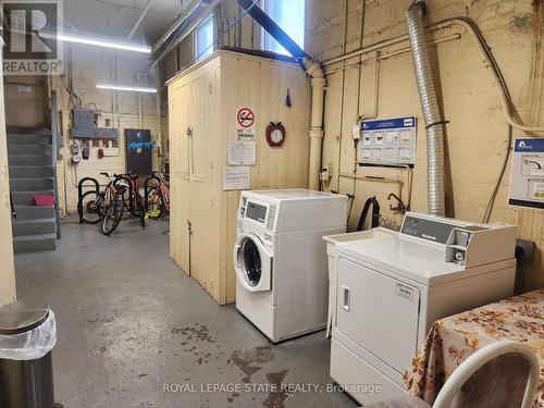 202A - 5 East 36Th Street, Hamilton (Raleigh), ON - Indoor Photo Showing Laundry Room