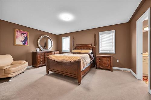 61 Provident Way, Hamilton, ON - Indoor Photo Showing Bedroom