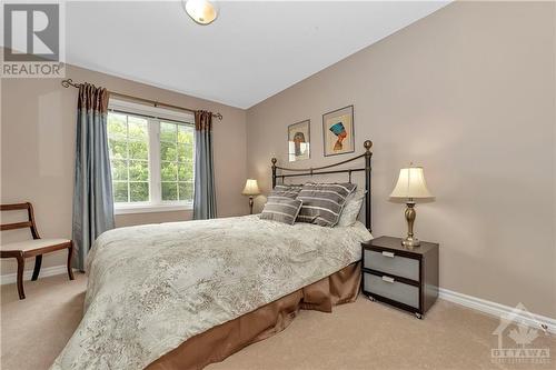 130 Tandalee Crescent, Ottawa, ON - Indoor Photo Showing Bedroom