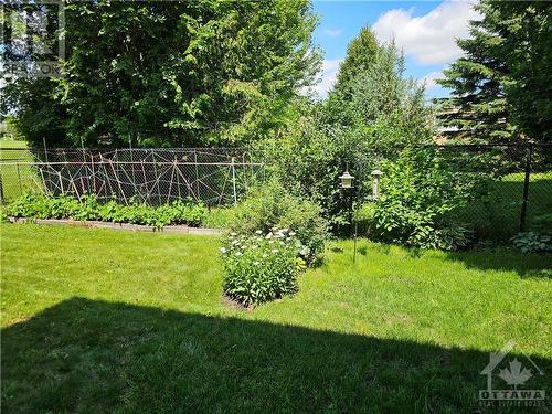 130 Tandalee Crescent, Ottawa, ON - Outdoor