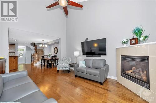 130 Tandalee Crescent, Ottawa, ON - Indoor Photo Showing Living Room With Fireplace