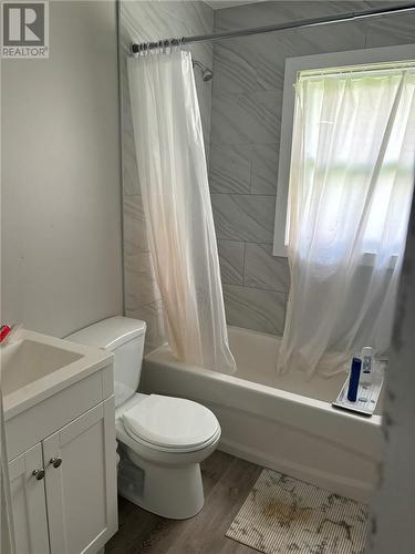 192 St. George, Greater Sudbury, ON - Indoor Photo Showing Bathroom