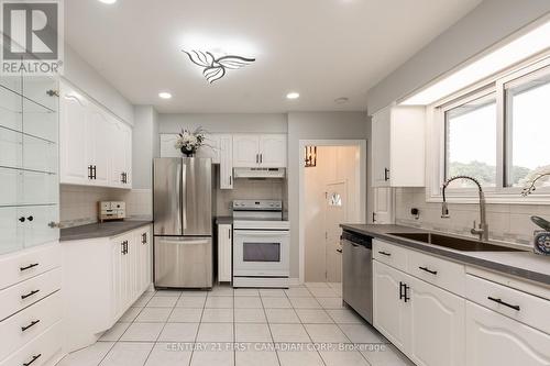 15 Kipling Avenue, London, ON - Indoor Photo Showing Kitchen