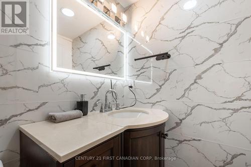 15 Kipling Avenue, London, ON -  Photo Showing Bathroom