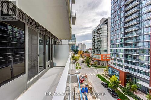 709 - 75 Canterbury Place, Toronto (Willowdale West), ON - Outdoor