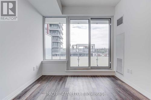 709 - 75 Canterbury Place, Toronto (Willowdale West), ON - Indoor Photo Showing Other Room