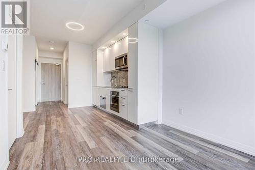 709 - 75 Canterbury Place, Toronto (Willowdale West), ON - Indoor