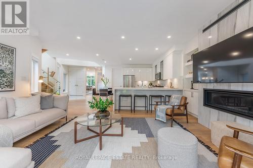 1 Hunt Club Drive, Toronto (Birchcliffe-Cliffside), ON - Indoor Photo Showing Living Room