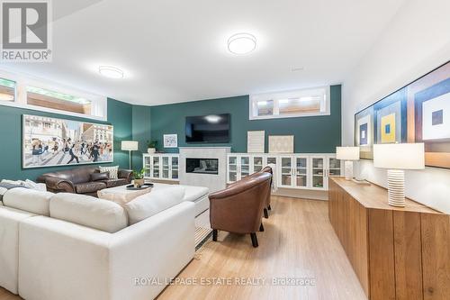 1 Hunt Club Drive, Toronto (Birchcliffe-Cliffside), ON - Indoor Photo Showing Living Room With Fireplace