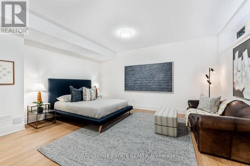 1 Hunt Club Drive, Toronto (Birchcliffe-Cliffside), ON - Indoor Photo Showing Bedroom