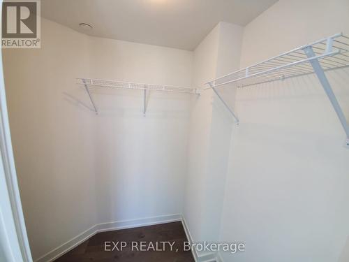 208 - 1401 O'Connor Drive, Toronto (O'Connor-Parkview), ON - Indoor With Storage