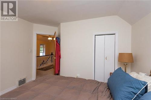 158 Third Avenue E, North Bay, ON - Indoor Photo Showing Bedroom