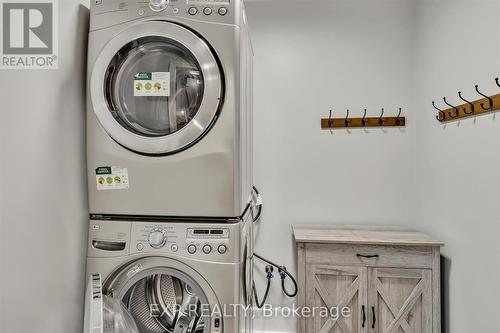 37 Waite Road, Kawartha Lakes, ON - Indoor Photo Showing Laundry Room