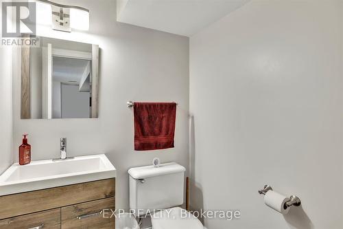 37 Waite Road, Kawartha Lakes, ON - Indoor Photo Showing Bathroom