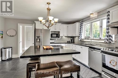 37 Waite Road, Kawartha Lakes, ON - Indoor Photo Showing Kitchen With Upgraded Kitchen