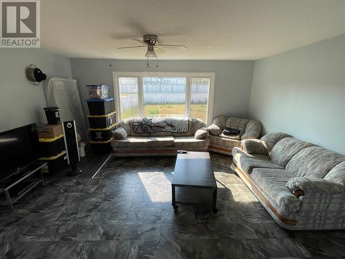 10744 17 Street, Dawson Creek, BC - Indoor Photo Showing Living Room