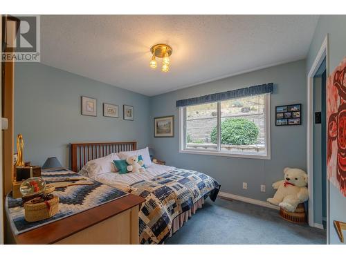 12700 Morrow Avenue, Summerland, BC - Indoor Photo Showing Bedroom