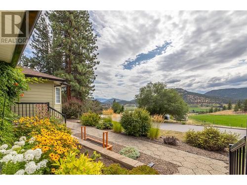 12700 Morrow Avenue, Summerland, BC - Outdoor