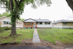 1233 Aberdeen STREET  Regina, SK S4T 5K1