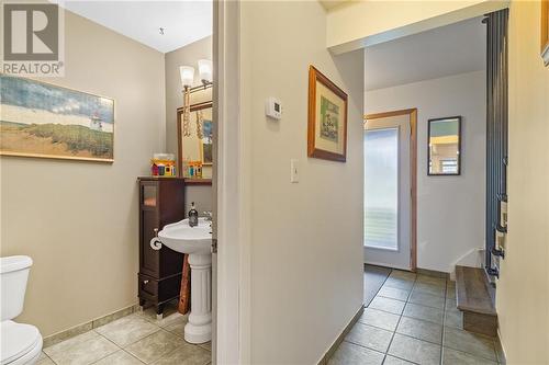 14 Westview Place, Brockville, ON - Indoor Photo Showing Bathroom