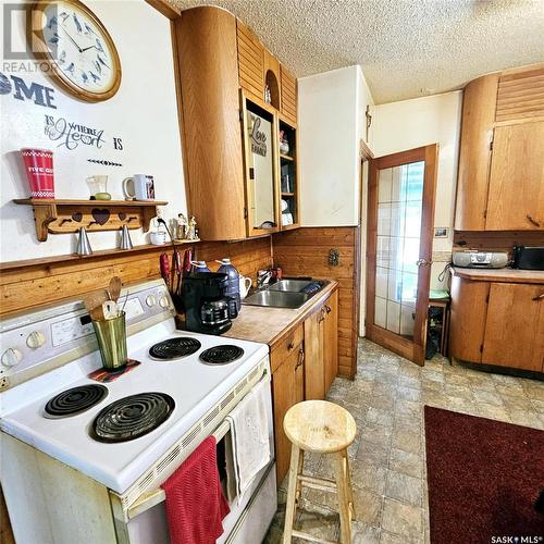 Poncsak Acres, Fertile Belt Rm No. 183, SK - Indoor Photo Showing Kitchen With Double Sink