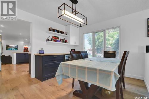 4822 Queen Street, Regina, SK - Indoor Photo Showing Dining Room