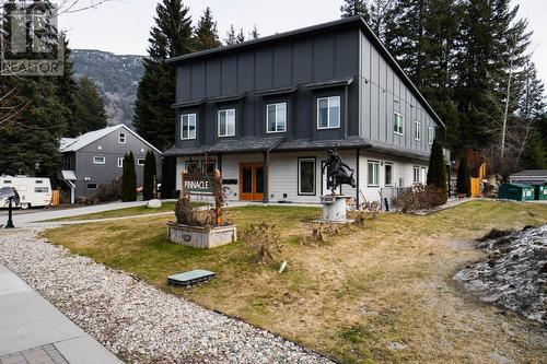 495 Columbia Avenue, Castlegar, BC 