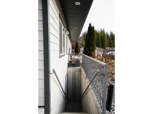 495 Columbia Avenue, South Castlegar, BC 