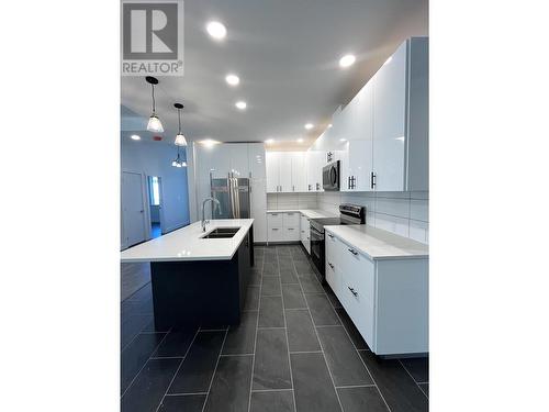 4109 Golden Place, Terrace, BC - Indoor Photo Showing Kitchen