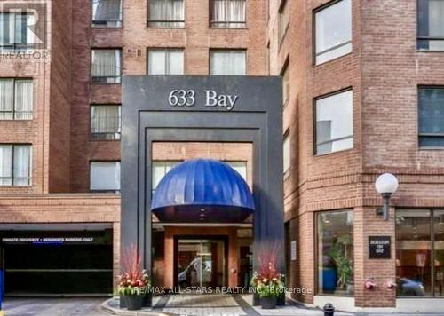 503 - 633 Bay Street, Toronto (Bay Street Corridor), ON - Outdoor