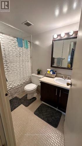 503 - 633 Bay Street, Toronto (Bay Street Corridor), ON - Indoor Photo Showing Bathroom