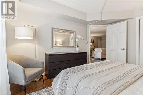 305 - 4005 Kilmer Drive, Burlington (Tansley), ON - Indoor Photo Showing Bedroom