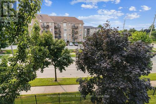 305 - 4005 Kilmer Drive, Burlington (Tansley), ON - Outdoor