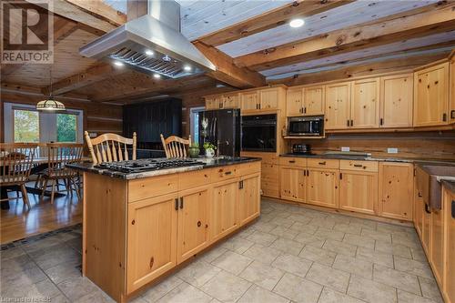 571B Regal Road, North Bay, ON - Indoor Photo Showing Kitchen