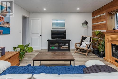 571B Regal Road, North Bay, ON - Indoor Photo Showing Living Room With Fireplace