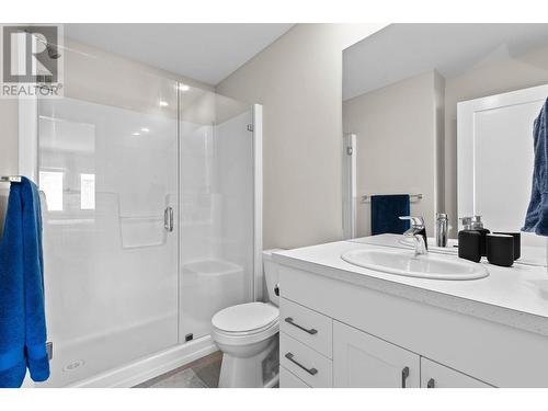 115-1951 Qu'Appelle Blvd, Kamloops, BC - Indoor Photo Showing Bathroom