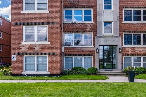 5 East 36Th Street|Unit #202A, Hamilton, ON - Outdoor With Facade