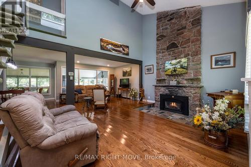 1032 Cowbell Lane, Gravenhurst, ON - Indoor Photo Showing Living Room With Fireplace