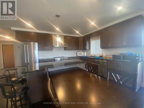 407 - 245 Grey Silo Road, Waterloo, ON - Indoor Photo Showing Kitchen