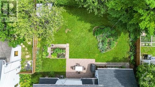 Great yard for entertaining - 1820 Dunkirk Crescent, Ottawa, ON - Outdoor