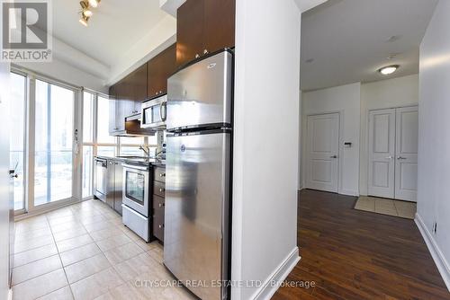 610 - 50 Absolute Avenue, Mississauga (City Centre), ON - Indoor Photo Showing Kitchen