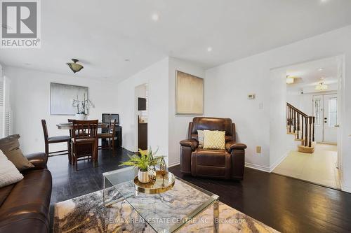 69 Wooliston Crescent, Brampton (Fletcher'S West), ON - Indoor Photo Showing Living Room