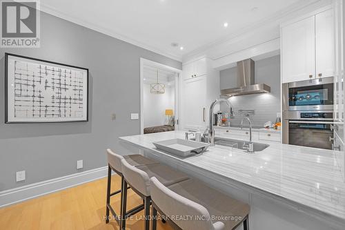 4106 - 311 Bay Street, Toronto (Bay Street Corridor), ON - Indoor Photo Showing Kitchen With Upgraded Kitchen