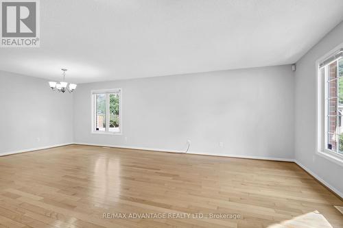 Hardwood Floors - 1 - 515 Proudfoot Lane, London, ON - Indoor Photo Showing Other Room