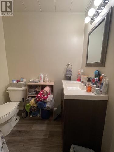 375 A & B Creston Boulevard, Marystown, NL - Indoor Photo Showing Bathroom