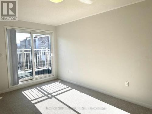 Th234 - 121 Honeycrisp Crescent, Vaughan, ON - Indoor Photo Showing Other Room