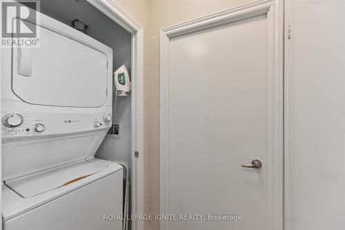 1606 - 1328 Birchmount Road, Toronto (Wexford-Maryvale), ON - Indoor Photo Showing Laundry Room